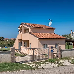 Jendrusa Appartamento Fažana